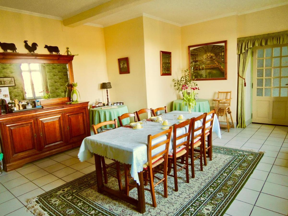 Bed and Breakfast Le Logis Des Quatre Puits Neuvicq-Montguyon Exterior foto