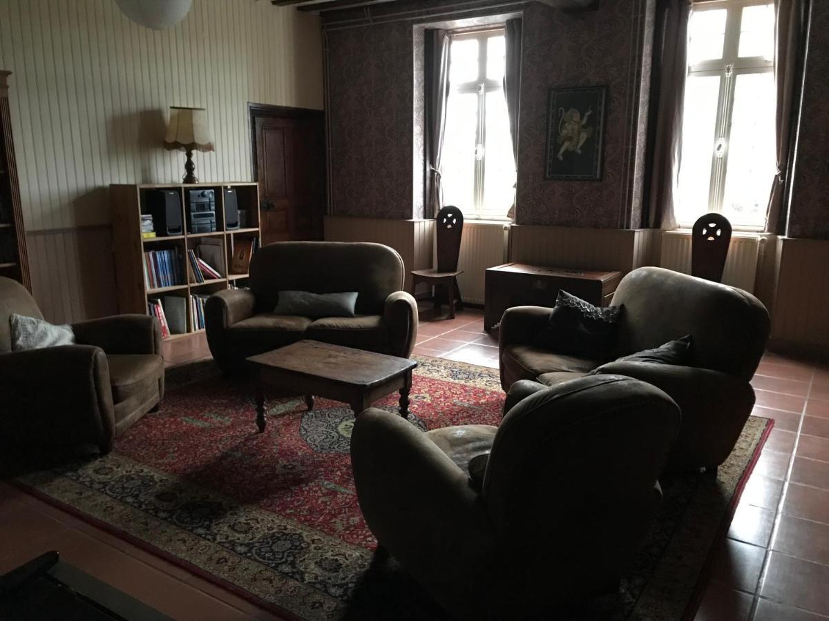 Bed and Breakfast Le Logis Des Quatre Puits Neuvicq-Montguyon Exterior foto